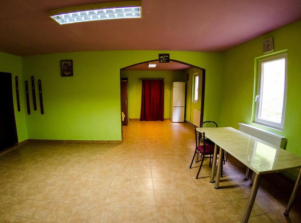 Nhà khách Maria 3*
